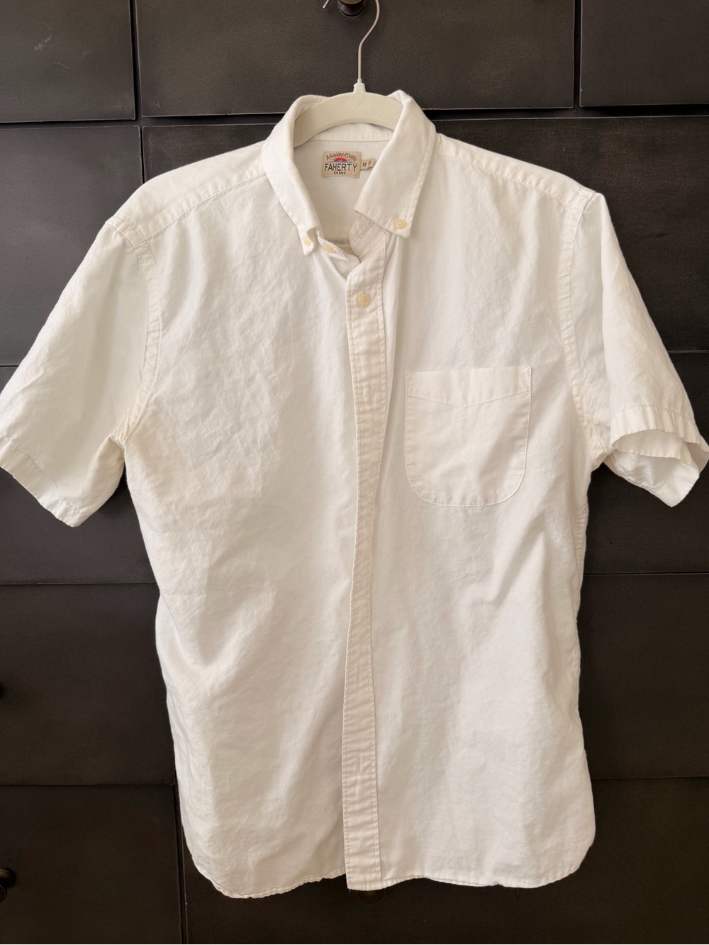 Faherty White Short-Sleeve Button-Down Pocket Shirt Medium
